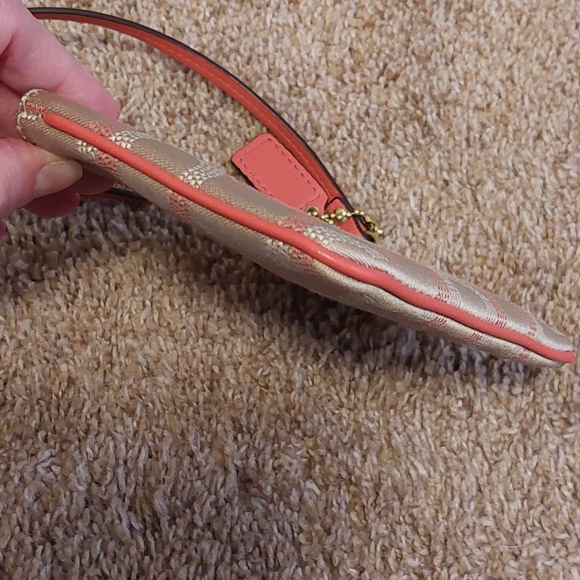 COACH Ashley Dot Op Art Small Wristlet - Picture 5 of 9